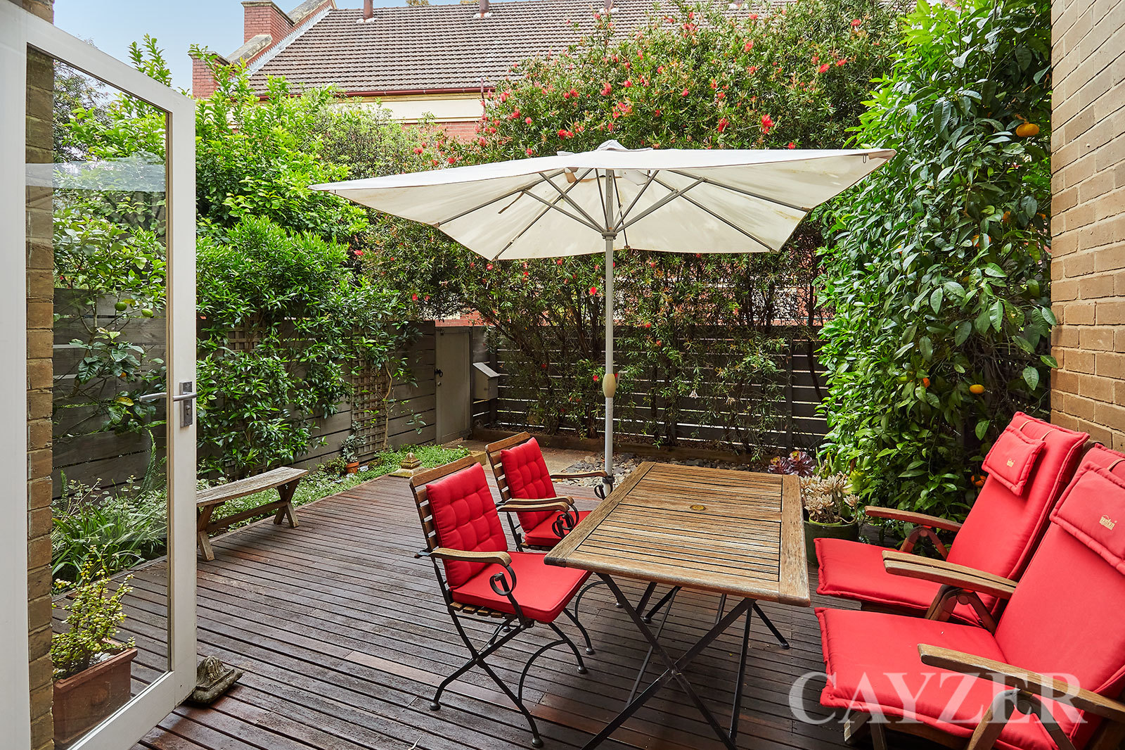 81a-park-street-south-melbourne-cayzer-real-estate